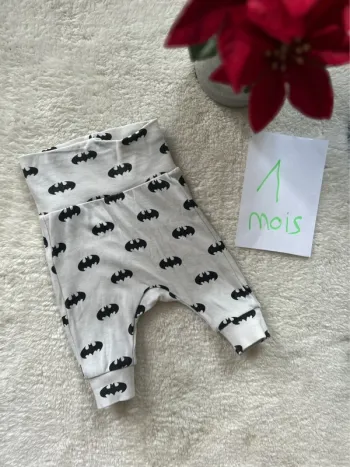 Pantalon ~ H&M ~ 1 mois
