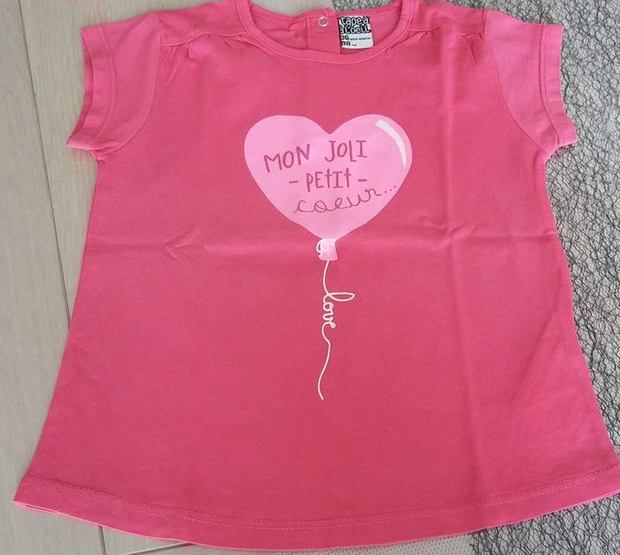 tee-shirt tape à l'oeil rose état comme neuf 36 mois