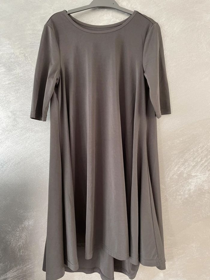 Robe noire - photo numéro 5