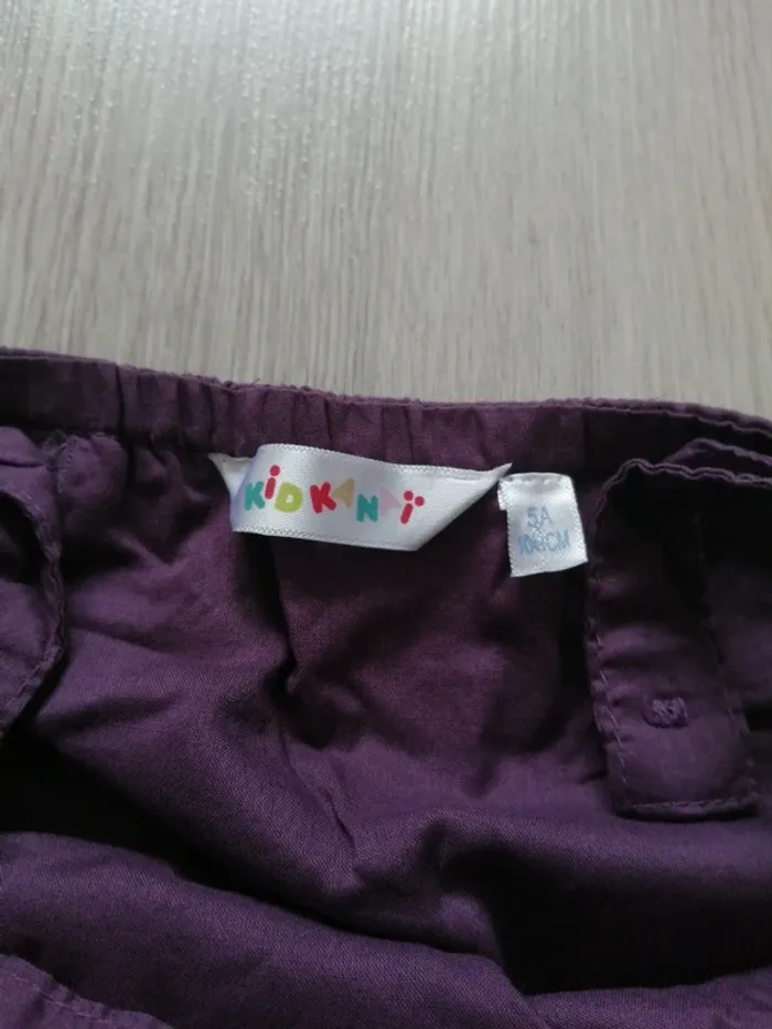 Robe violette prune à fines bretelles croisés avec poches et broderies fleurs / kid kanaï / (5ans) - photo numéro 3