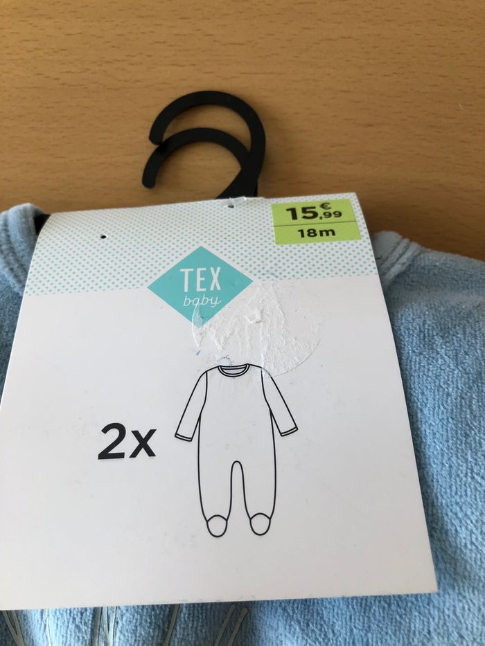 lot de deux pyjamas en velours garcon 18 mois - photo numéro 3