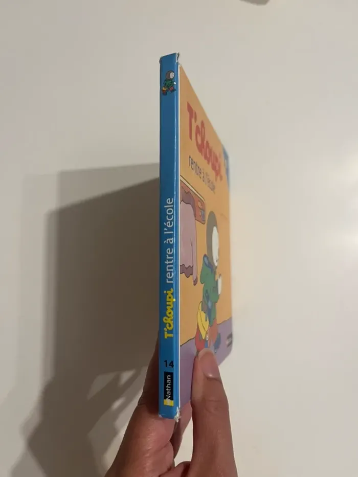 Lot de 3 livres de t’choupi - photo numéro 3