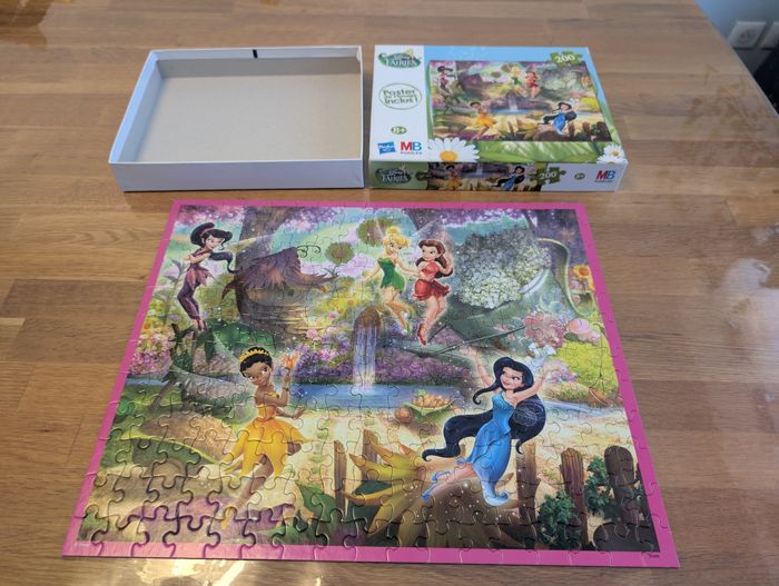 Puzzle Disney Fairies complet 200 pièces MB Puzzles