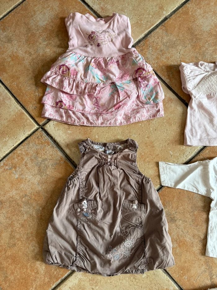 Lot 7 vêtements 1 mois fille - photo numéro 2