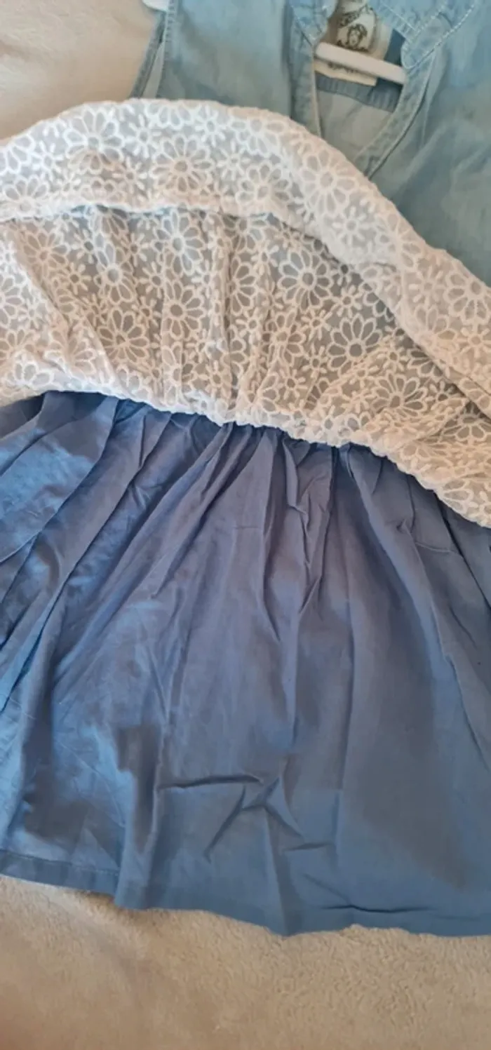 Robe avec broderie - photo numéro 6