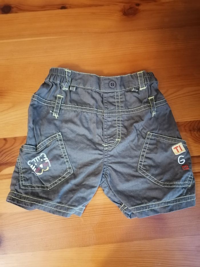 Short 3 mois