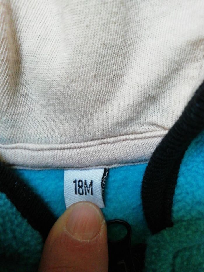 Gilet garçon sans manches 18 mois - photo numéro 2
