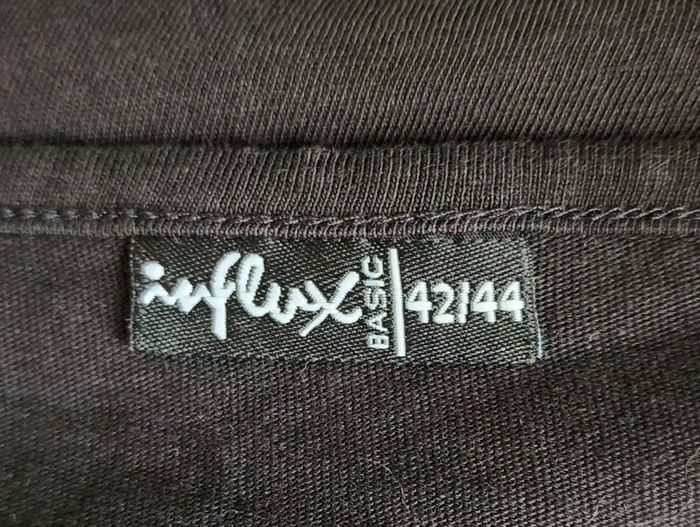 🌸T-shirt Noir Influx 100% coton Taille 42🌸 - photo numéro 4