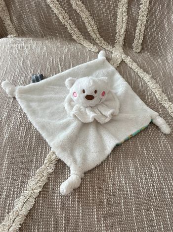 Peluche doudou plat 25cm Orchestra chat ours blanc et bleu à col très bon état