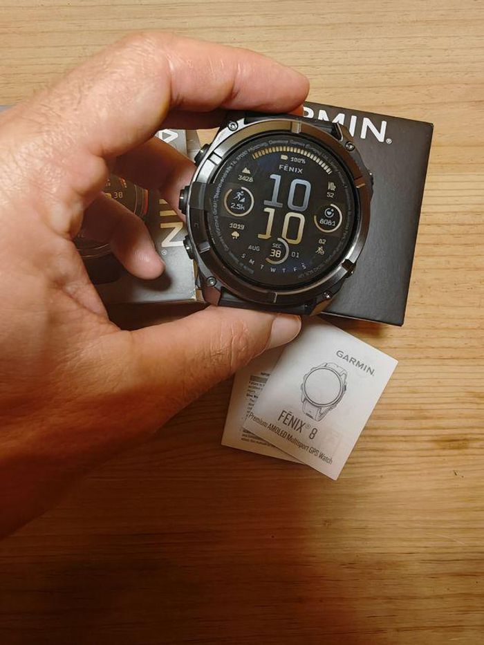 Garmin Fenix ​​​​8 AMOLED - photo numéro 2