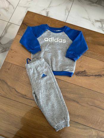 Ensemble Adidas bébé garçon 9-12 mois