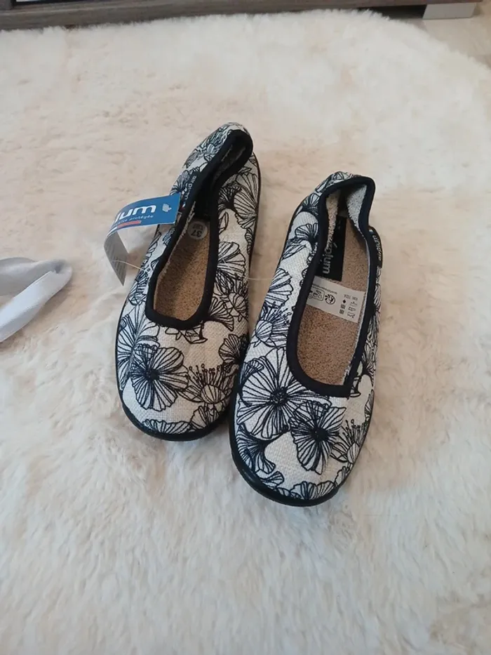 chausson ballerine taille 37 Airplum - photo numéro 2