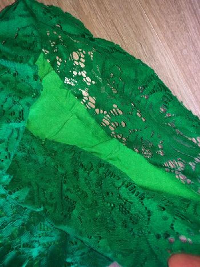 Top dentelle vert - photo numéro 2