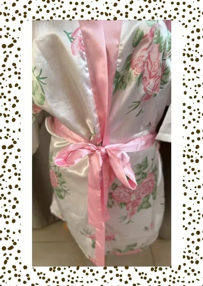 Kimono fleuri satiné 💐 | Taille unique - photo numéro 3