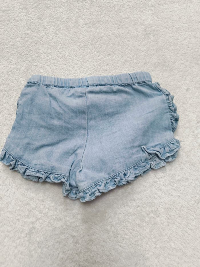 Short 6 mois - photo numéro 2