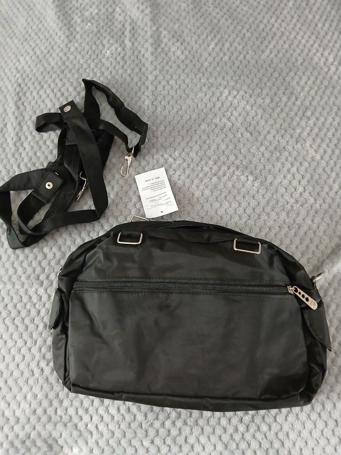 Sac fourre tout noir - photo numéro 2