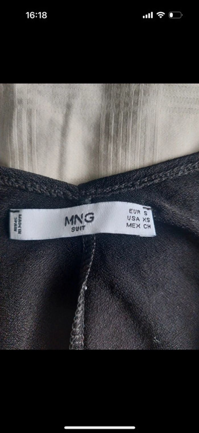 Top court Mango taille S - photo numéro 3