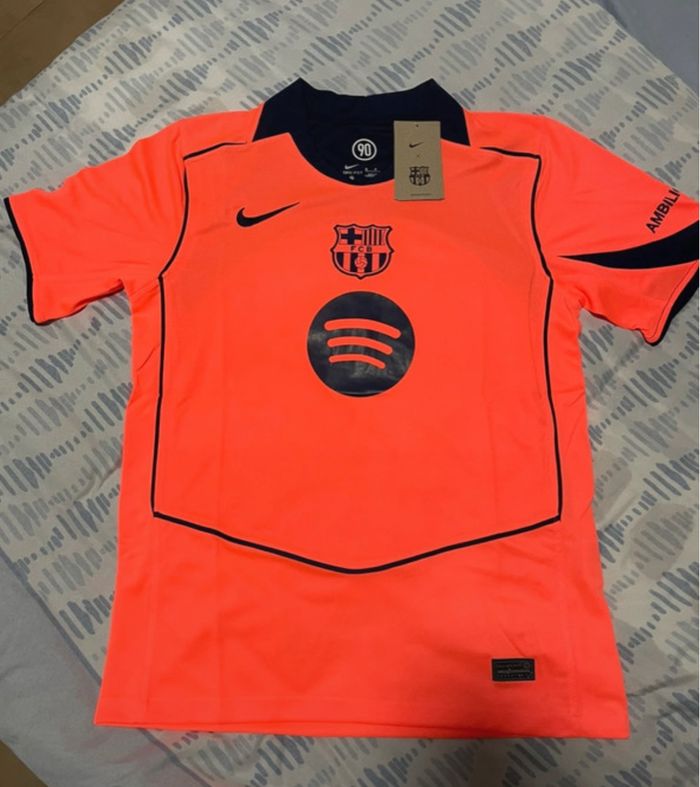 Maillot foot Barcelone .