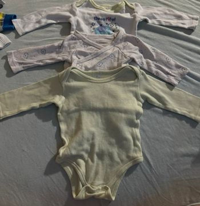 Lot 3 bodies manches longues