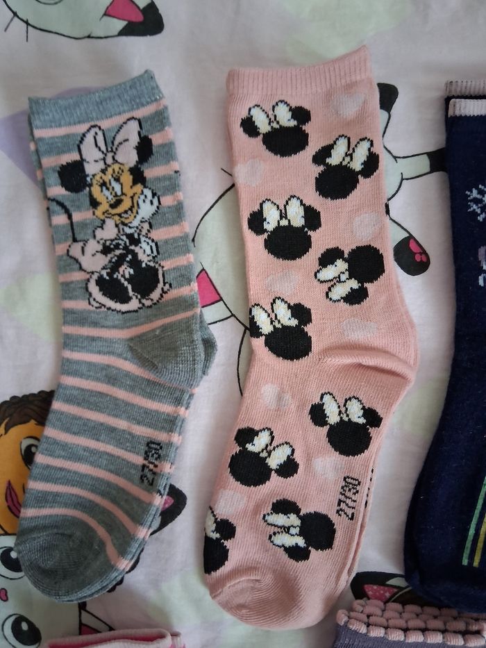 Lot 6 paires de chaussettes licences 27/30 - photo numéro 2