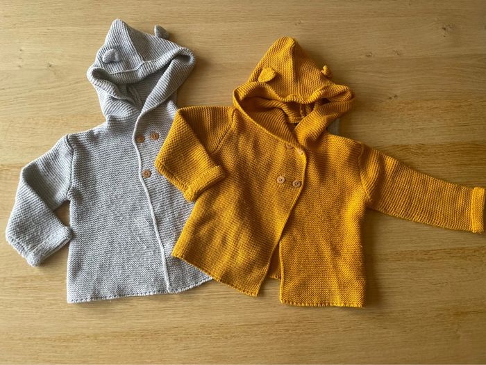 Lot 2 vestes/gilets en laine 24 mois - photo numéro 2