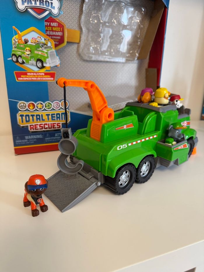 Pat patrouille total team camion rocky poubelle recyclage avec 6 chiens figurines et emballage - photo numéro 4
