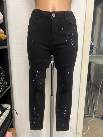 Pantalon noir et blanc