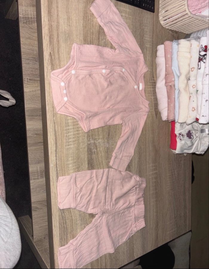 Vêtements - photo numéro 2
