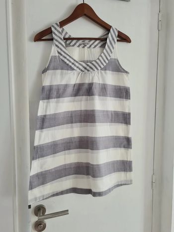 Tunique ici et maintenant