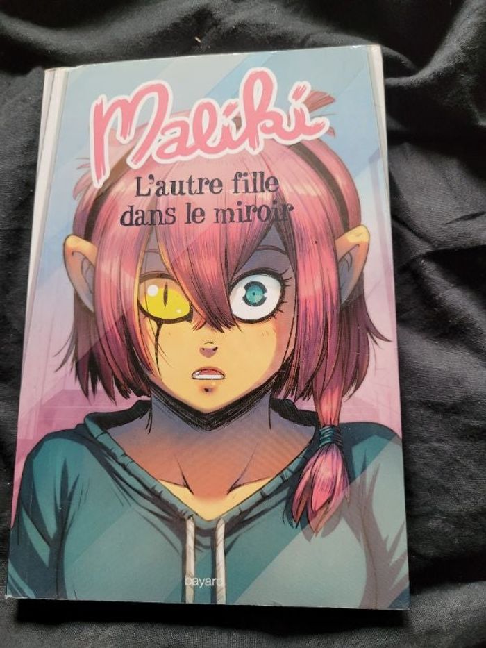 Maliki l autre fille dans le miroir