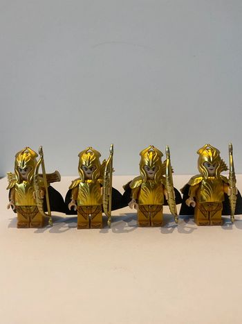 Figurine type lego 4 Elfes archers. le seigneur des anneaux