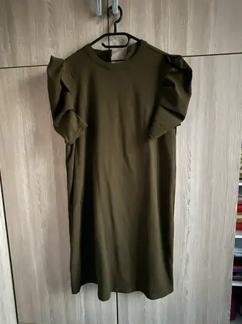 Robe kaki