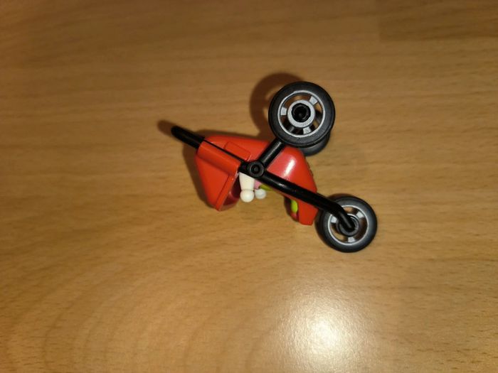 Bébé en poussette Playmobil - photo numéro 4
