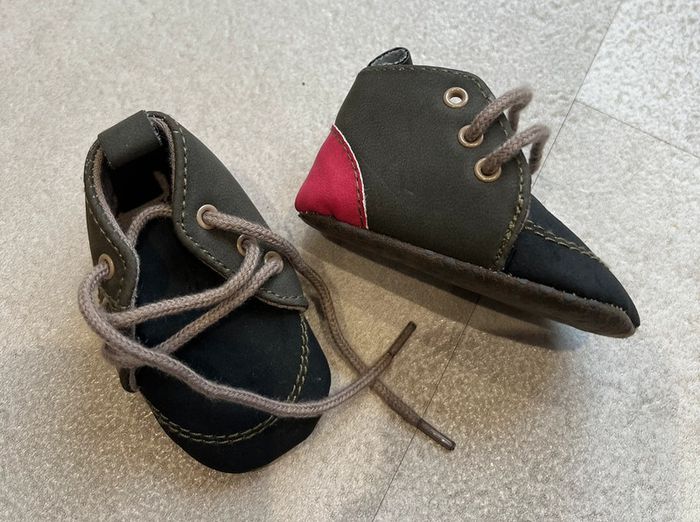 Chaussures taille 16 - photo numéro 2