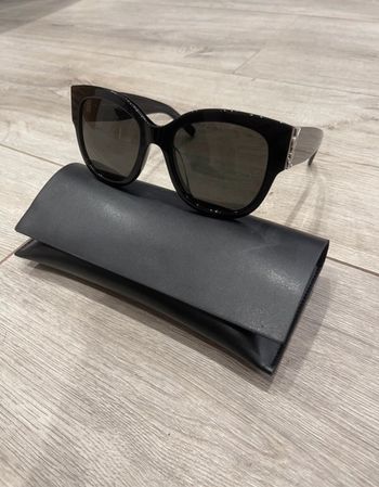 Lunettes de soleil Saint Laurent neuves