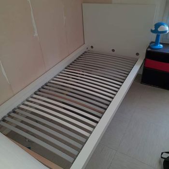 Cadre de lit et sommier