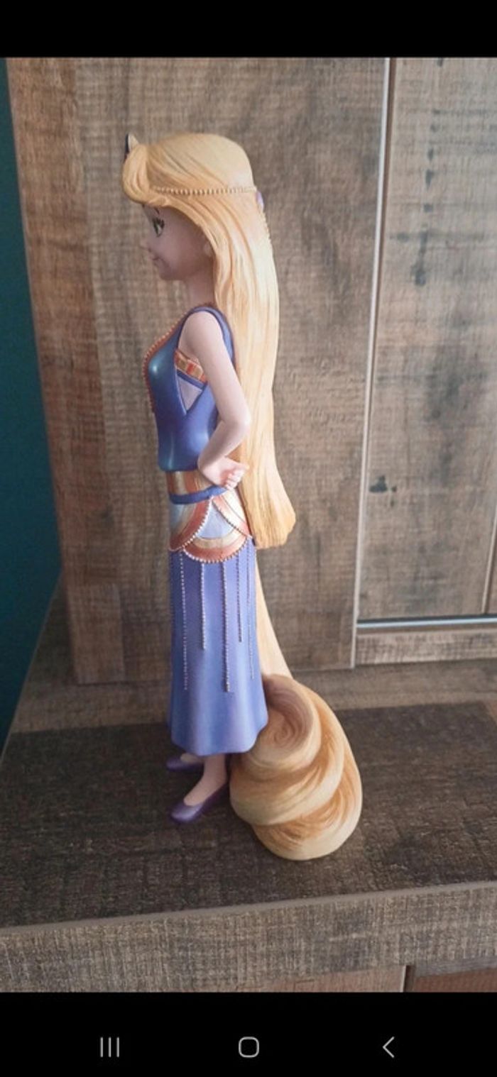 Figurine Disney Showcase Raiponce Art deco - photo numéro 2