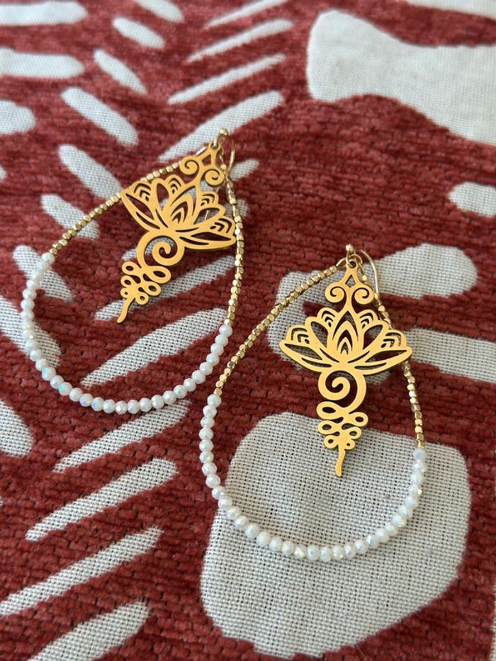 Boucles d’oreilles or neuves - photo numéro 3