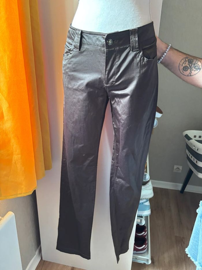Pantalon satiné