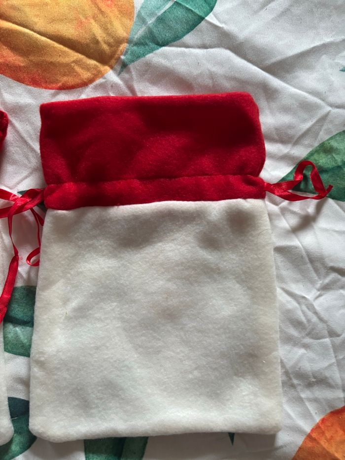 2 pochettes de Noël en tissu - photo numéro 5