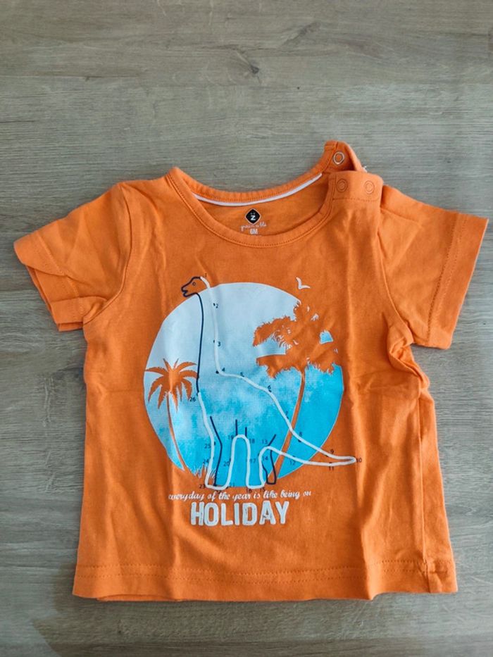Tee shirt