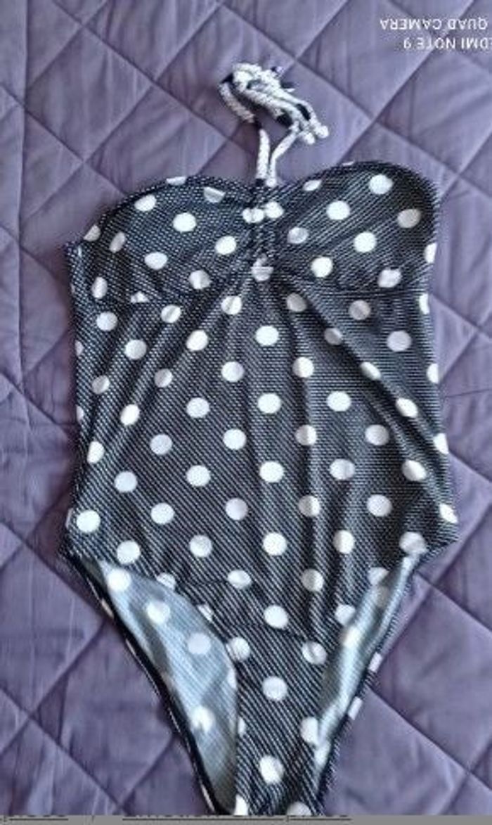 Maillot de bain noir à pois blancs