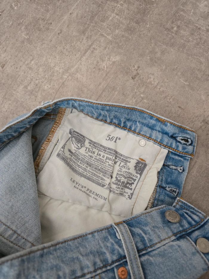 Short Levi's 501 vintage custom délavé bandes logo taille haute frangée tendance - photo numéro 5