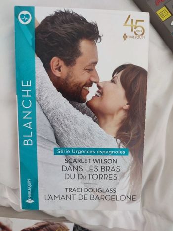 #kytieaccessoirelivre. Livre de poche roman