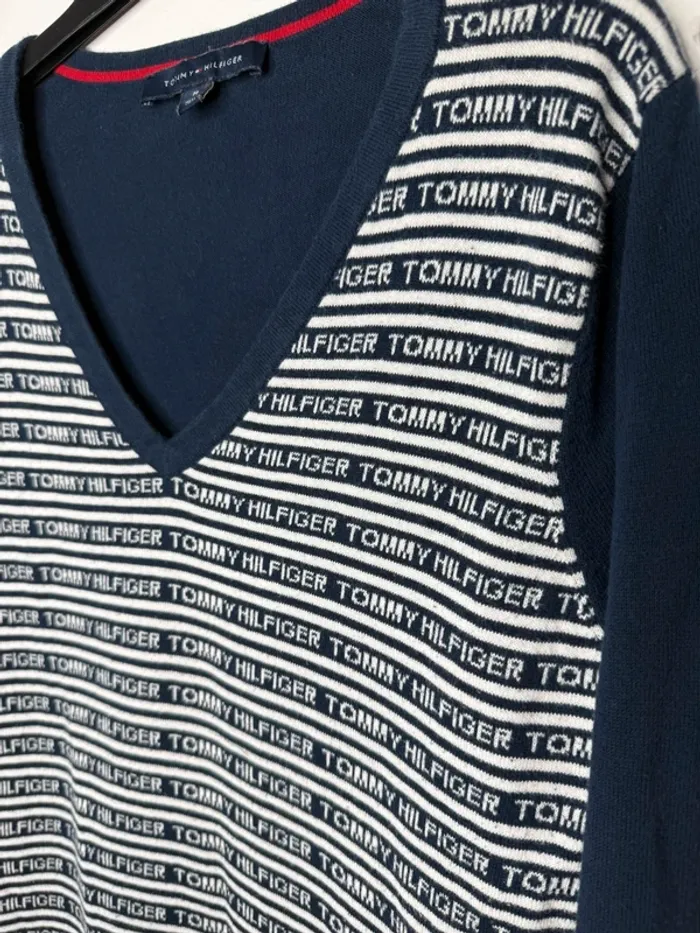 💙 pull Tommy Hilfiger / Bleu marine / T-M 💙 - photo numéro 2