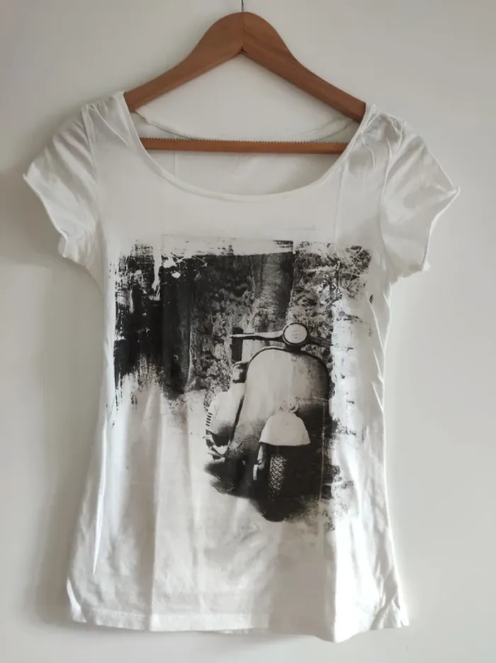 Top blanc et noir vintage