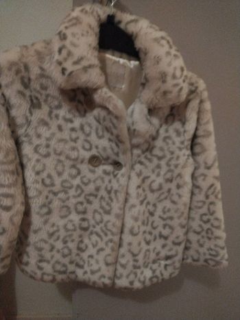 Monteau fausse fourrure fille
