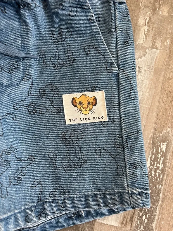 Short jean Disney T4 ans - photo numéro 3