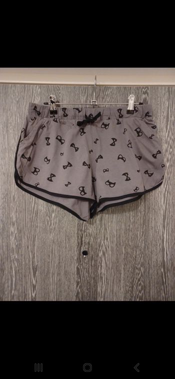 Short femme batman taille 40/42