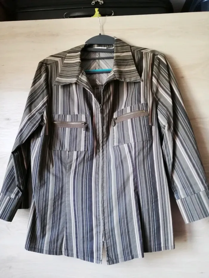 Chemise rayée - photo numéro 2